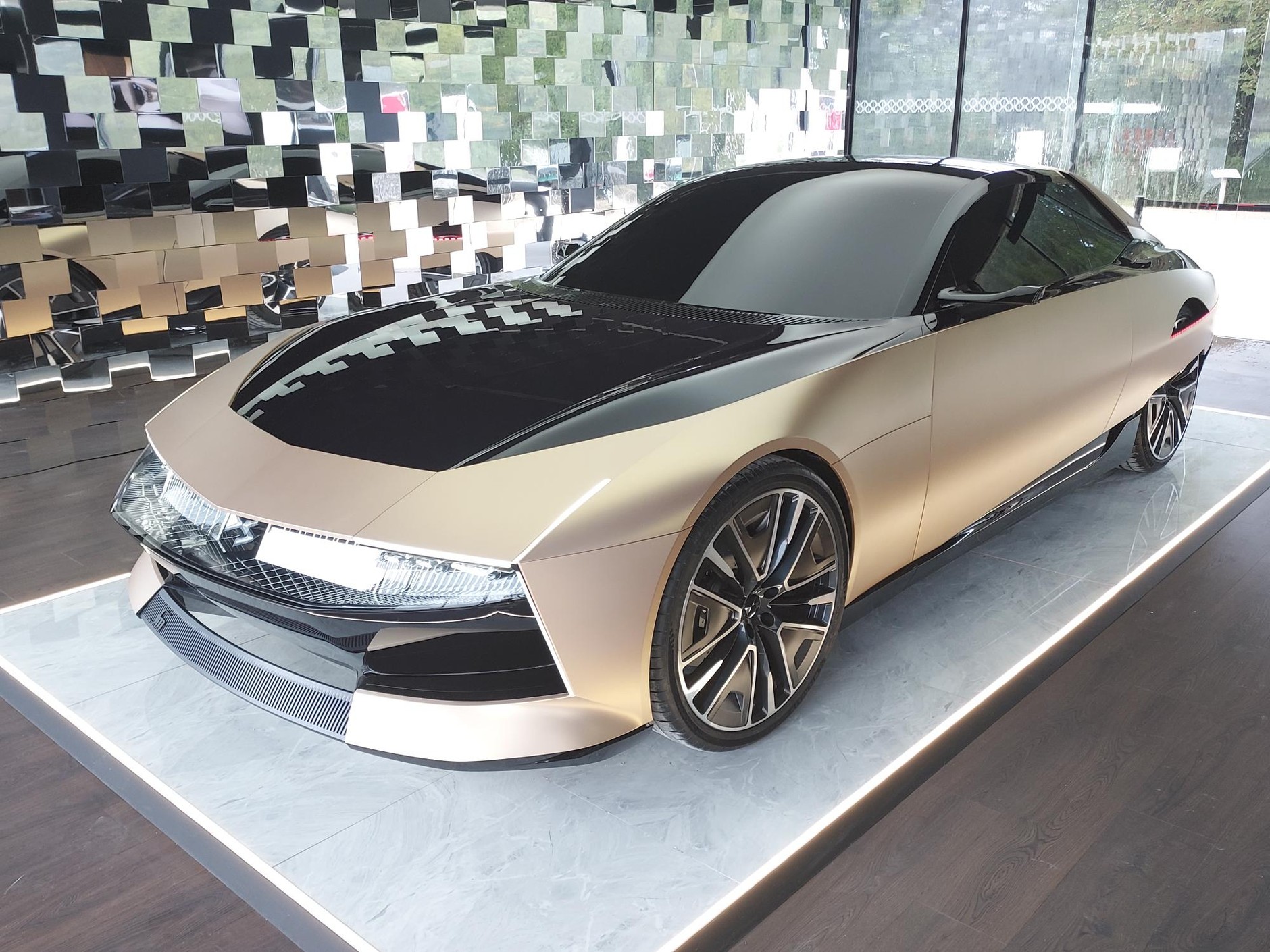 SM Tribute – studium projektowe