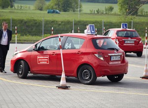 Prawo jazdy po nowemu. Rząd szykuje rewolucyjne zmiany dla młodych kierowców