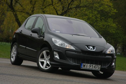 Peugeot 308 kontra Toyota Auris - Francuska kontrofensywa