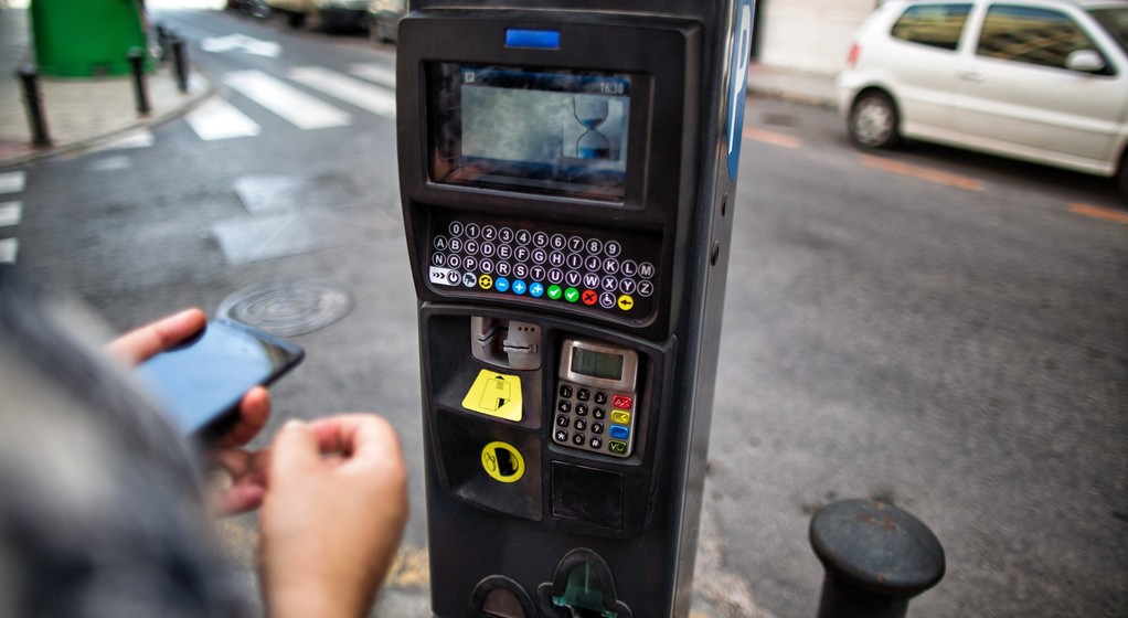 Parkomat. Opłata za parkowanie. Płatny postój. SPP