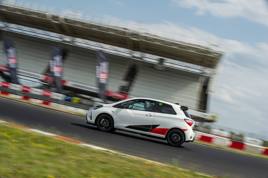 Toyoty linii GR i GR SPORT