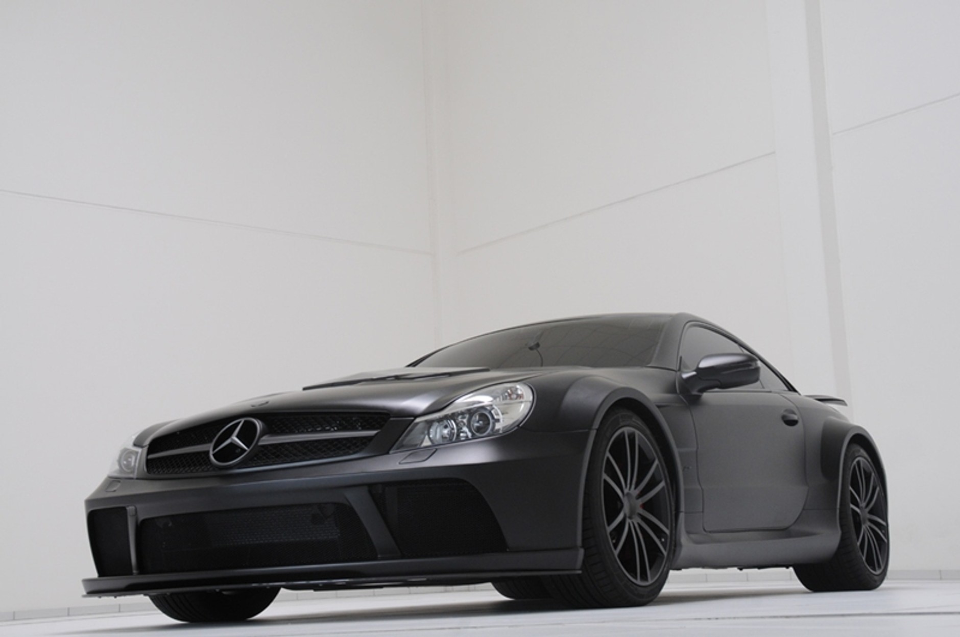Mercedes Brabus SL65 AMG Black Series – V12, 800 KM, 330 km/h