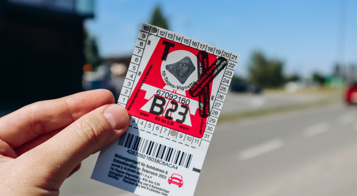 Koniec nalepek autostradowych w Austrii. Nie ma się co cieszyć, kasę i tak wezmą