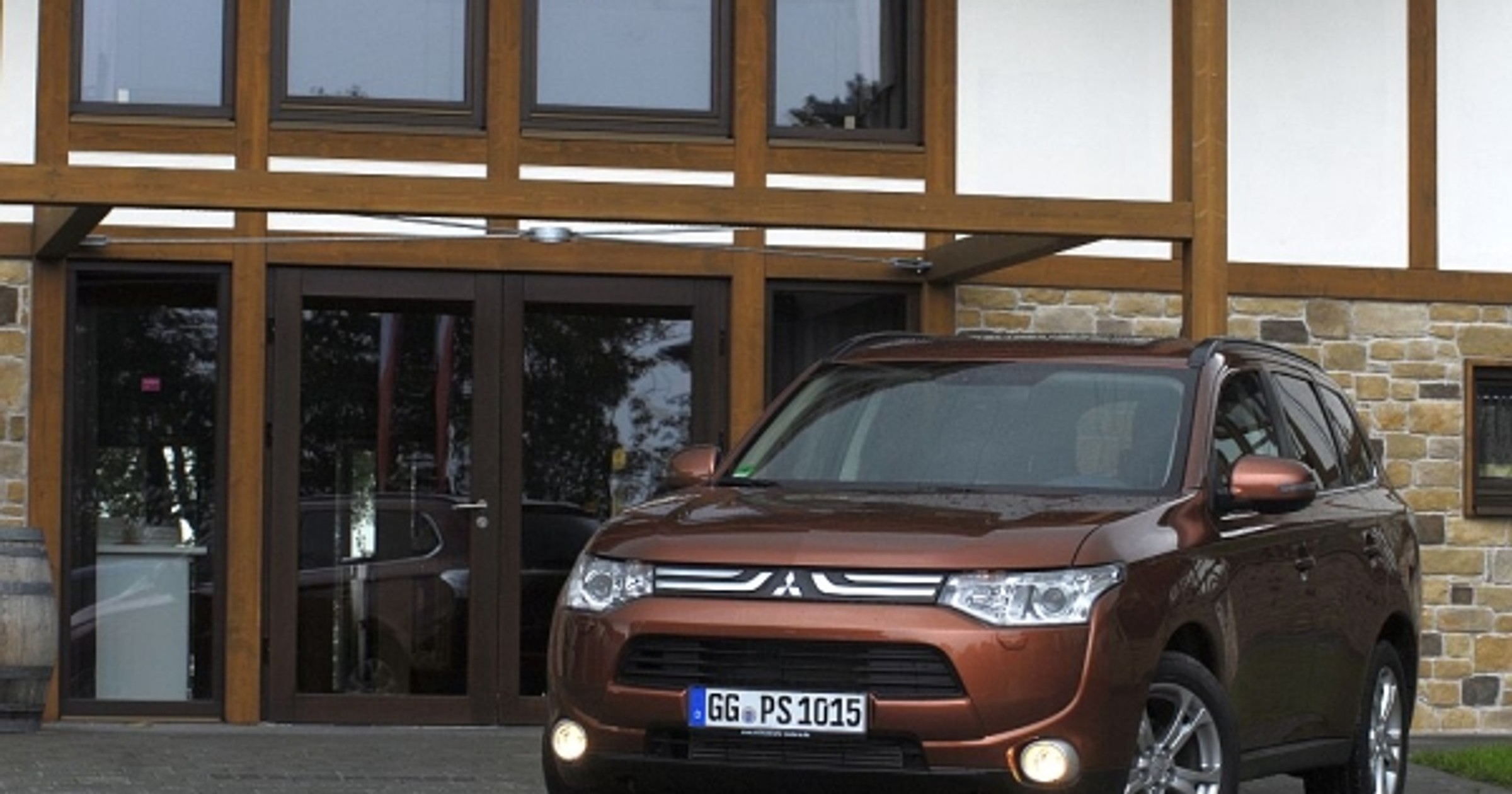 Mitsubishi Outlander 2012