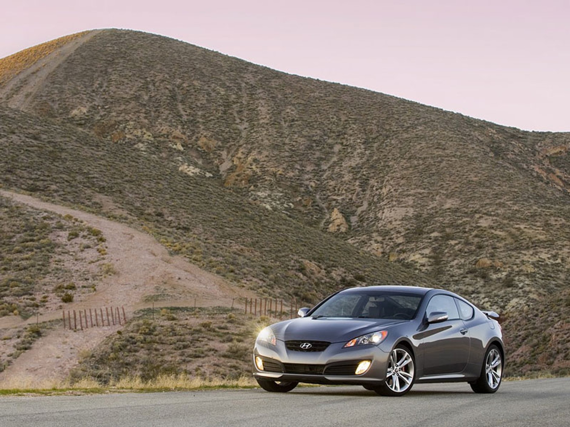 Chicago 2009: Hyundai Genesis Coupe R-Spec