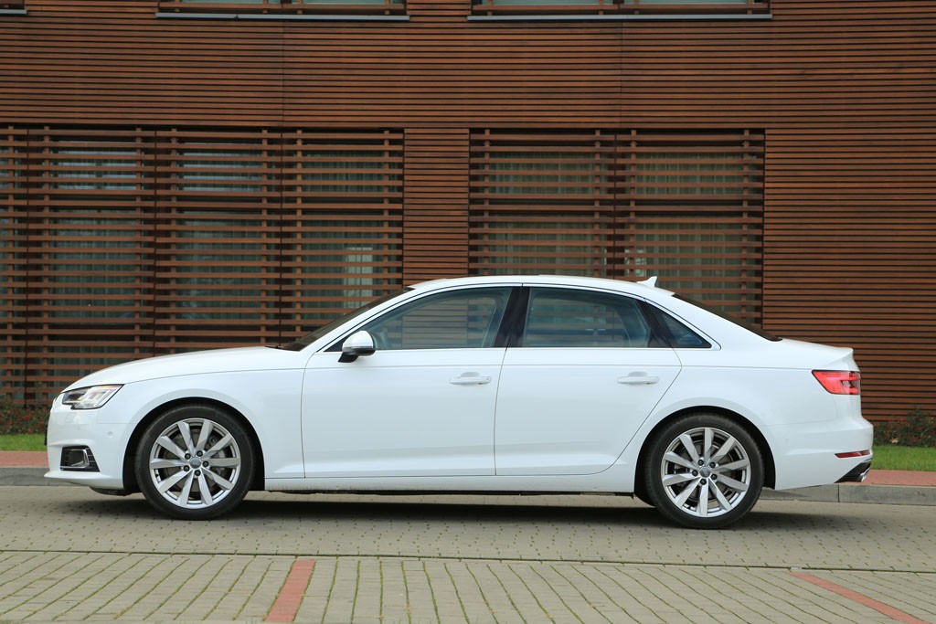 Audi A4 2.0 TDI S-tronic - sedan z dużym zastrzykiem mocy
