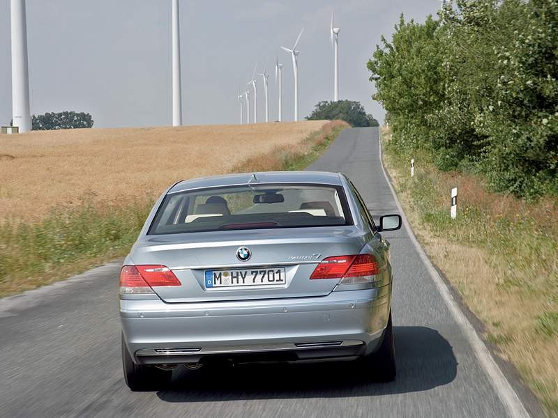 BMW Hydrogen 7 – początek ery wodoru