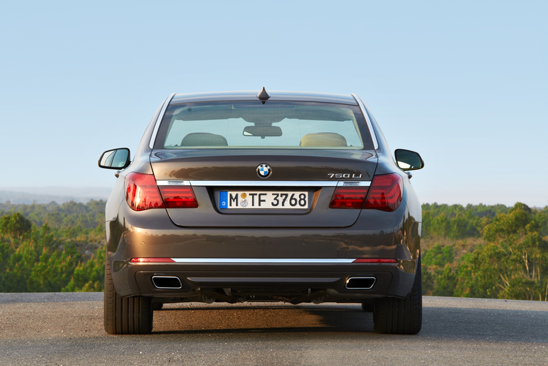 BMW serii 7 przeszło face lifting