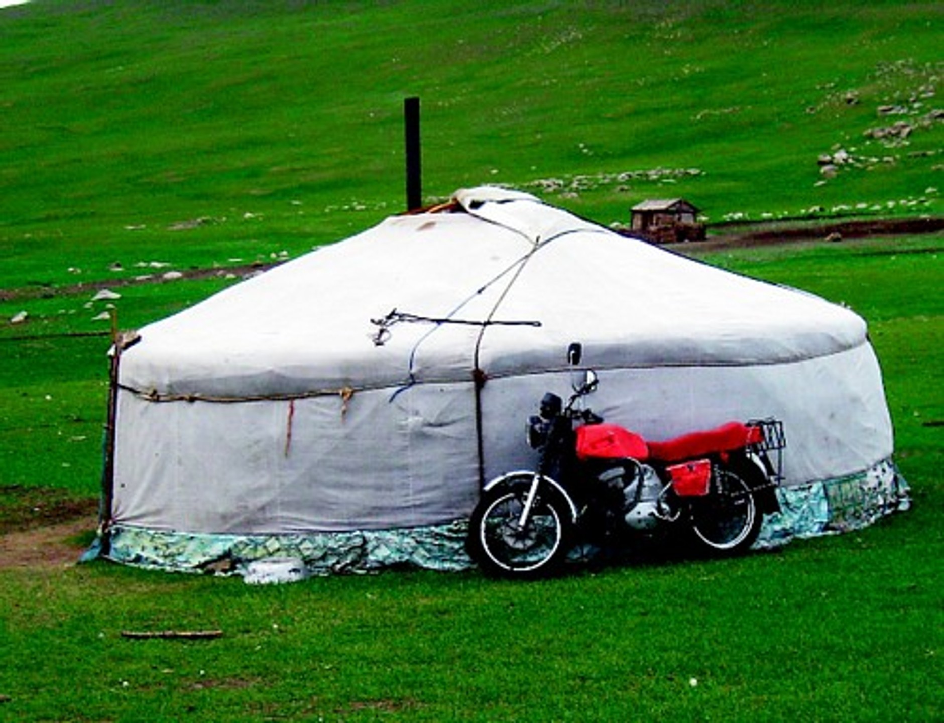 Kamazem i motocyklami po Mongolii