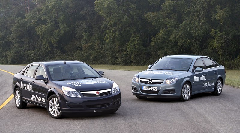GM zaprezentował prototyp Opla Vectra z benzynowym silnikiem 2,2 ECOTEC HCCI