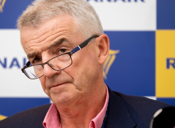 Szef Ryanaira może legalnie jeździć buspasami. Znalazł na to sposób