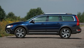 Test Volvo XC70 D3 Ocean Race: czy warto kupić przednionapędową wersję?