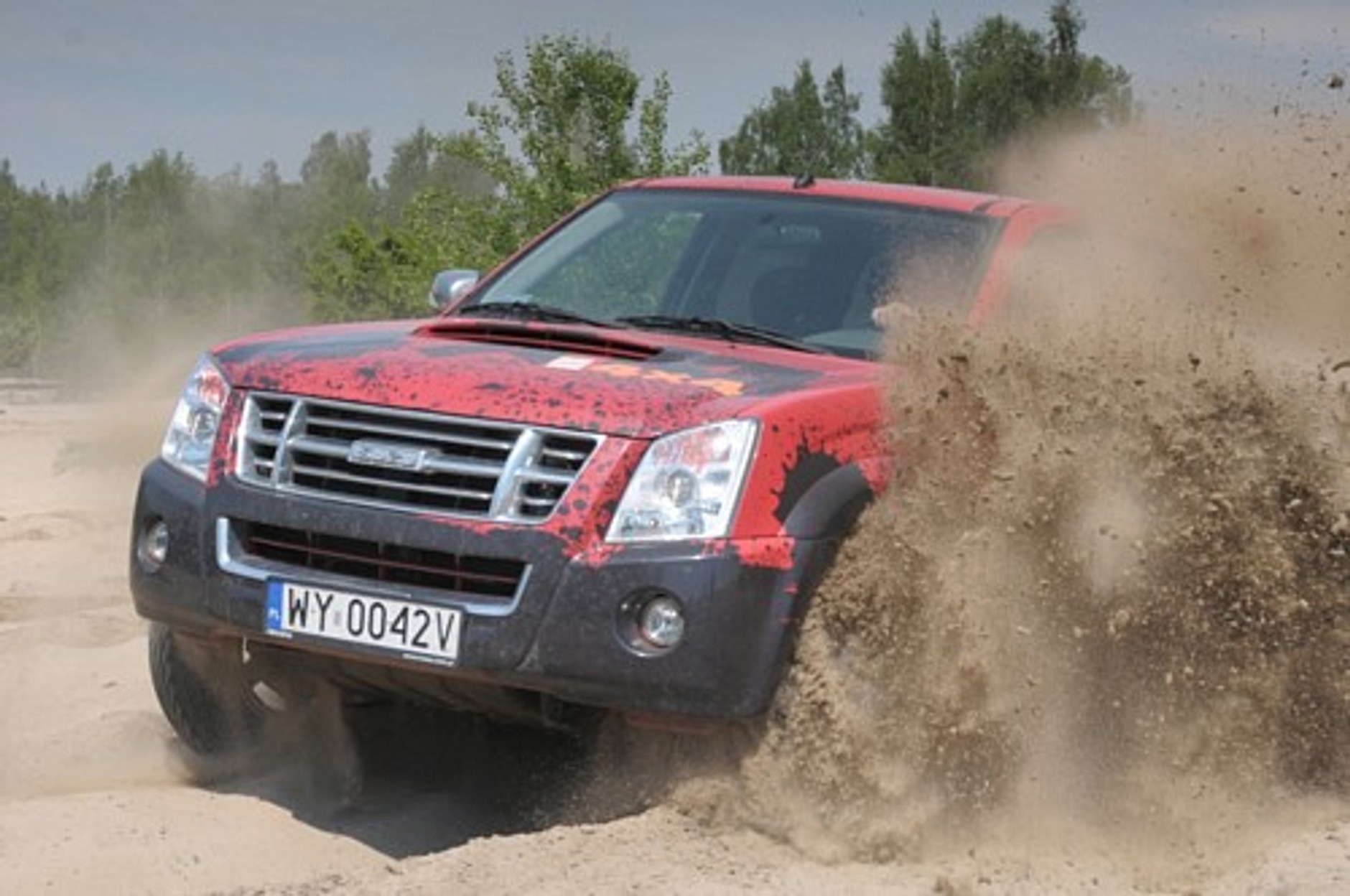 Isuzu D-max w terenie - Off-road pikapem