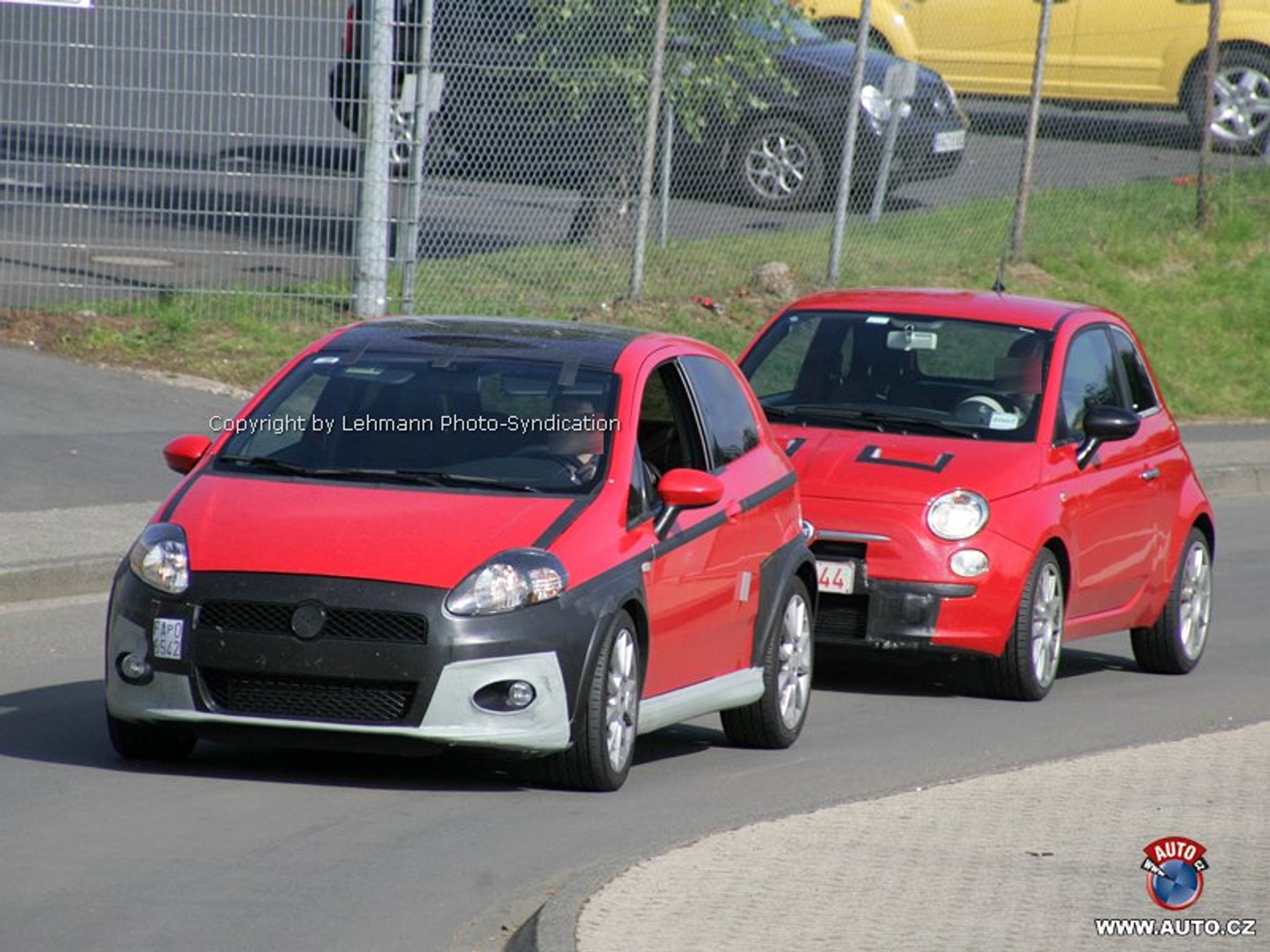 Zdjęcia szpiegowskie: Fiat Grande Punto Abarth – odkryć, zakryć, odkryć