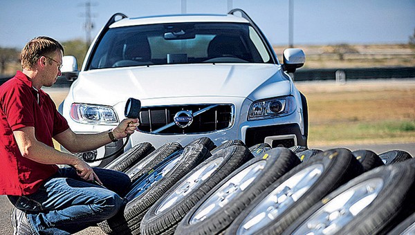 Test opon letnich 215/65 R 16: przejechać bezpiecznie przez lato