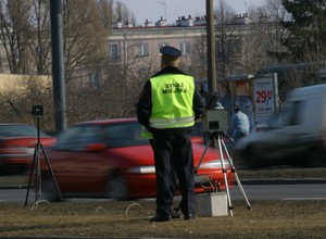 Straże miejskie bez radarów - kierowcy bez mandatów?