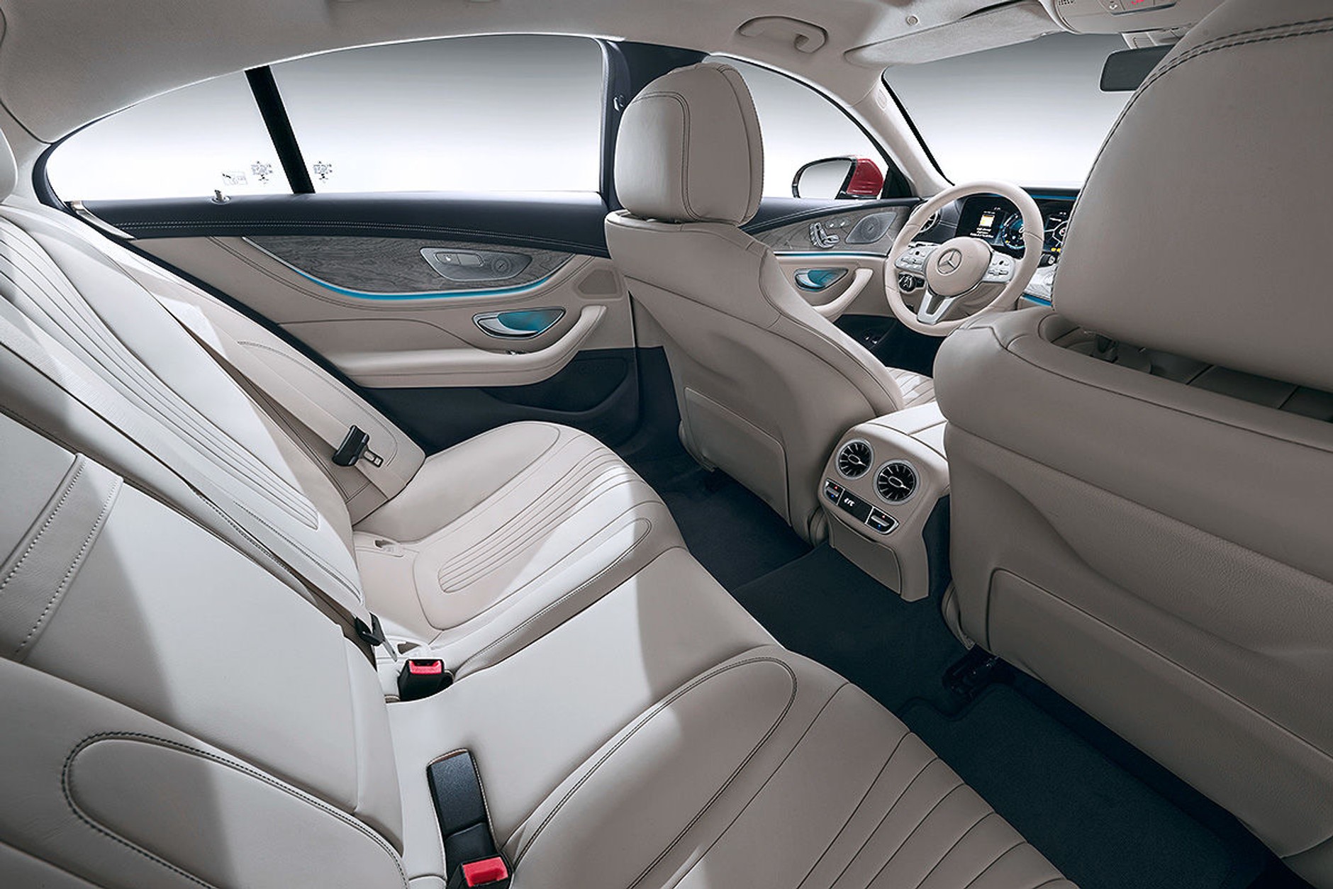 Mercedes CLS - szlachetniejsza wersja klasy E | Test i zdjęcia |