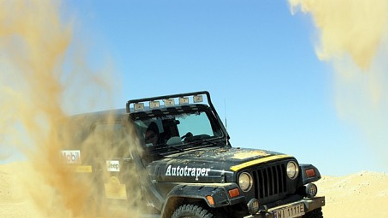 Mistrz 4x4 na piaskach Sahary