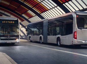 Miasto chciało przestawić się na autobusy bezemisyjne, więc kupi... diesle