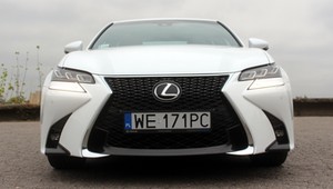 Tylko w Polsce Lexus wzywa do serwisu ponad 5 tys. samochodów. Problem jest poważny