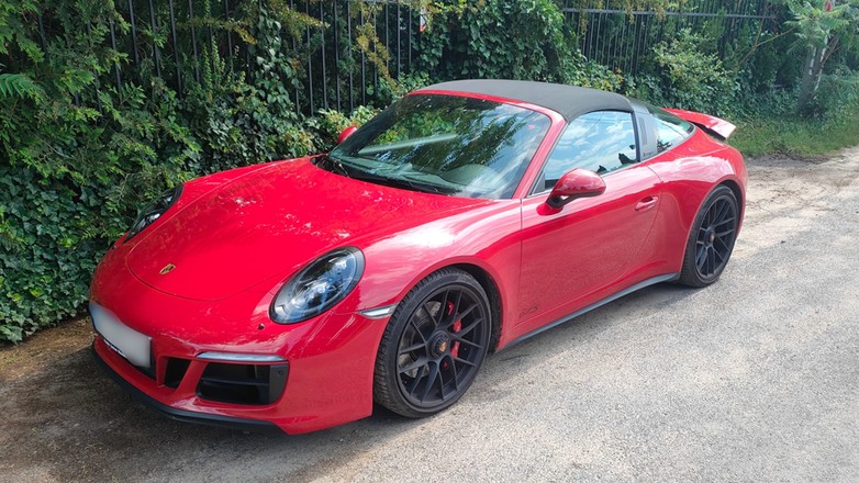 Odzyskane Porsche 911 Targa 4 GTS