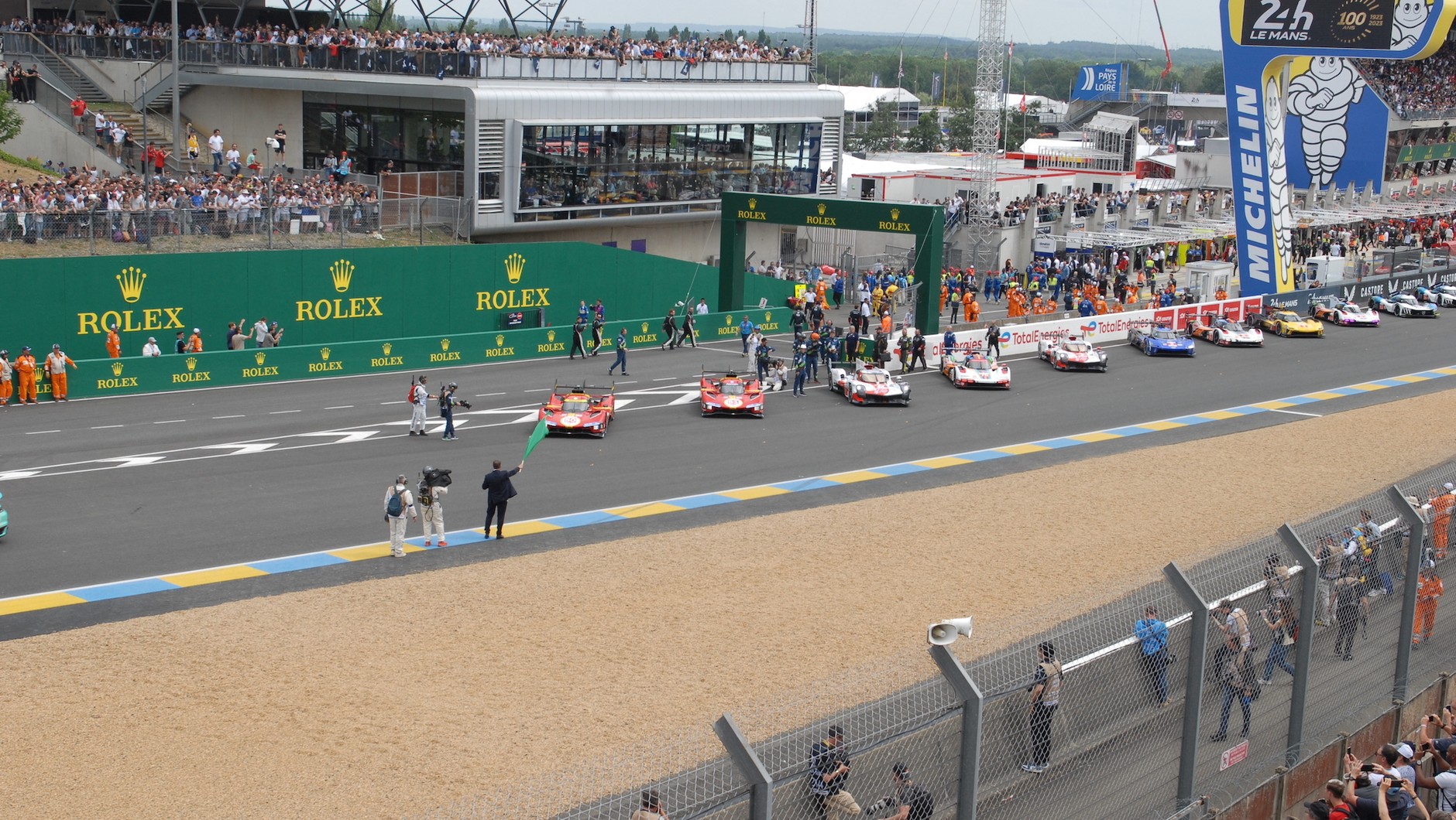 Bolidy gotowe do startu w 24h Le Mans