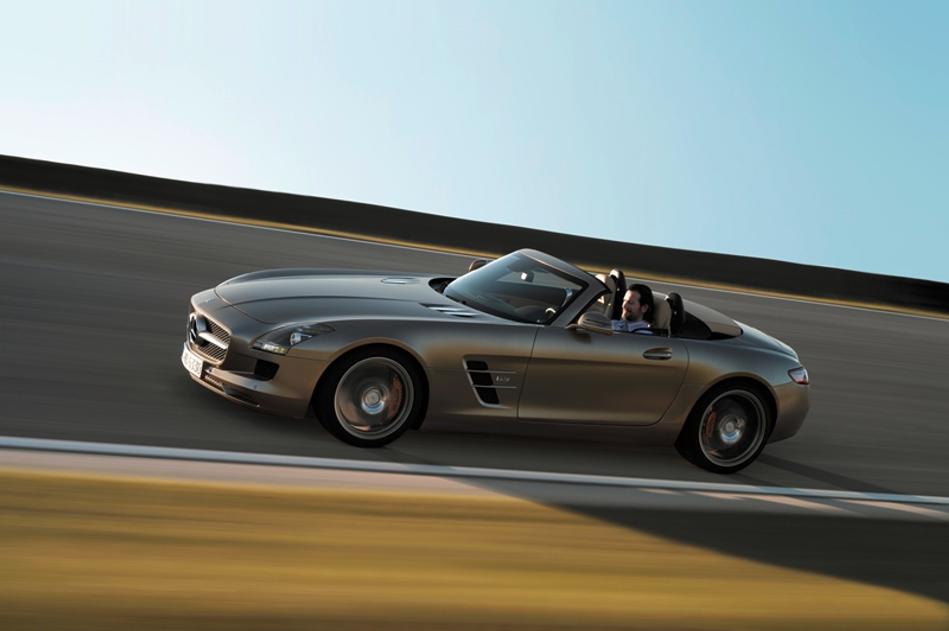 Mercedes SLS AMG Roadster