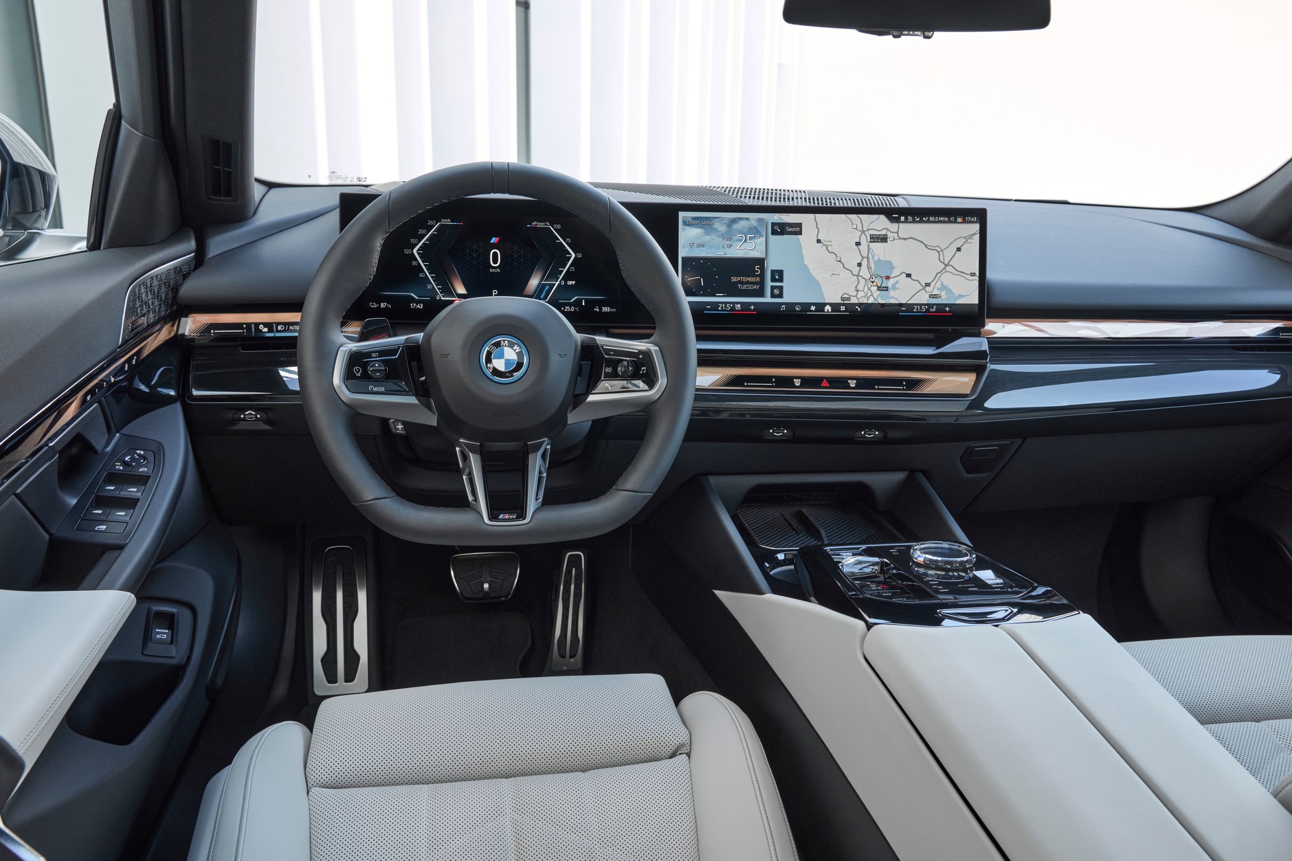 BMW i5