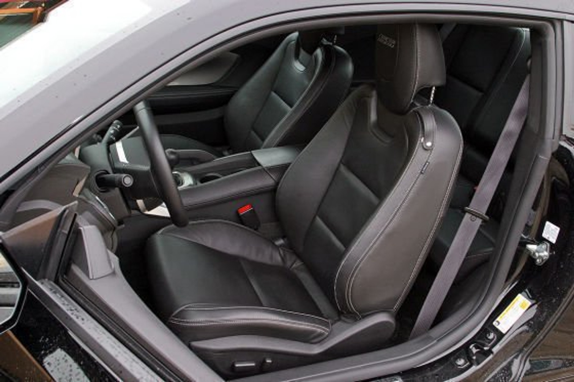 Camaro kontra Challenger i Mustang - V8 po tuningu wiele potrafi