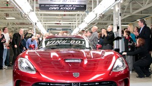 SRT Viper numer 001