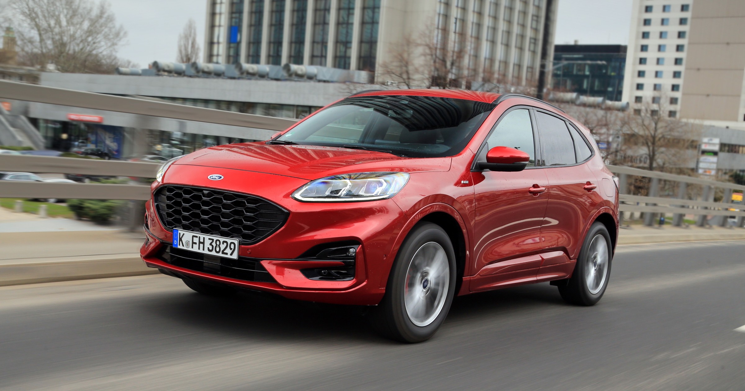 Ford Kuga 2.5 Hybrid