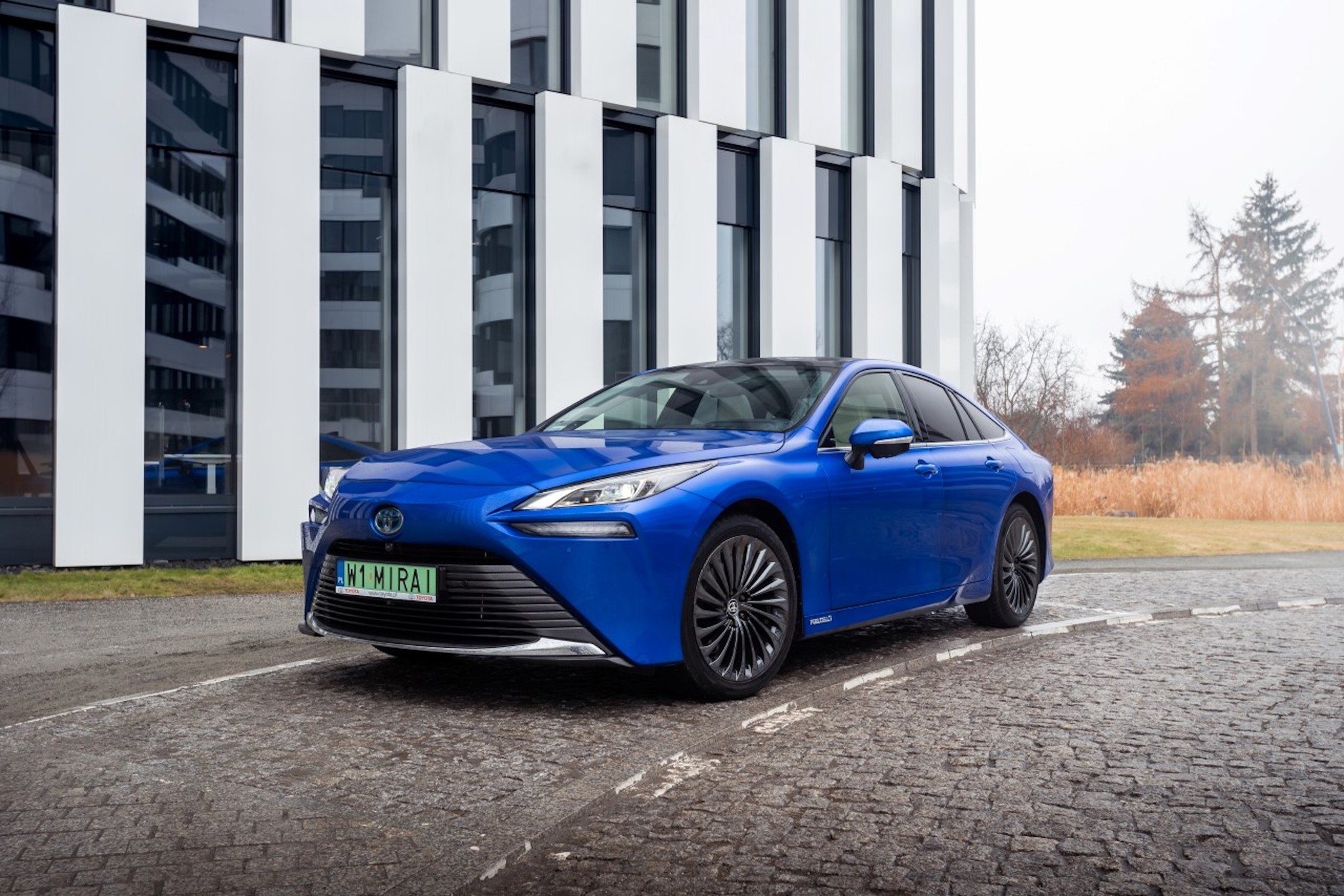 Toyota Mirai 2023 r.