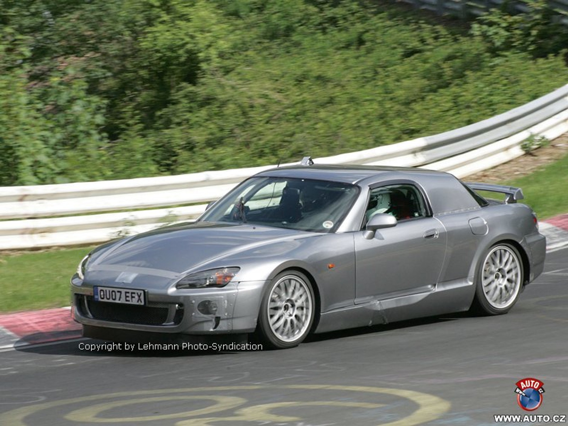 Zdjęcia szpiegowskie: Honda NSX przyłapana na Nürburgringu