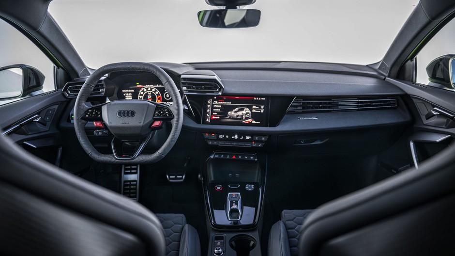 Audi RS 3 (na bazie czwartej generacji Audi A3; wersja po modernizacji; od 2024 r.)