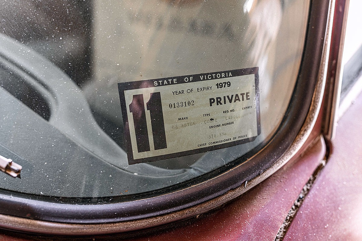 Aston Martin DB4 – zniszczony, a i tak wart fortunę