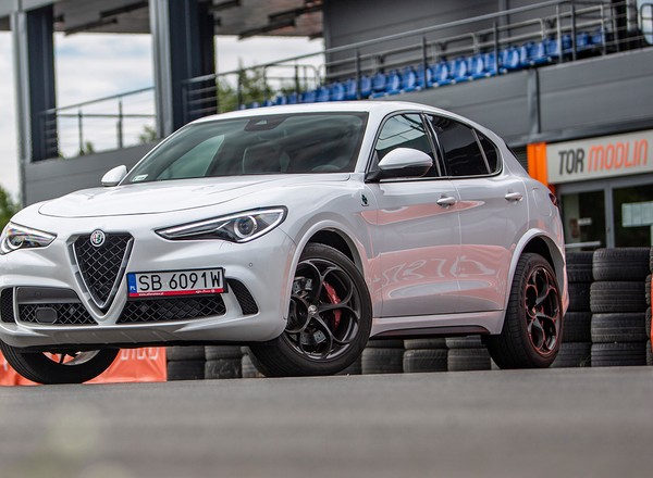 Alfa Romeo Stelvio Quadrifoglio - ekstraklasa szybkich SUV-ów