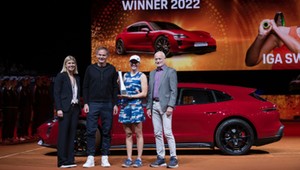 Wyjątkowa nagroda dla Igi Świątek. To Porsche Taycan GTS Sport Turismo
