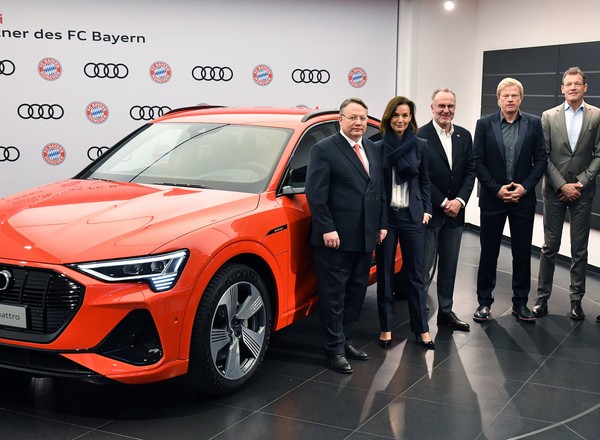 Robert Lewandowski i koledzy z Bayernu Monachium przesiadają się do e-tronów