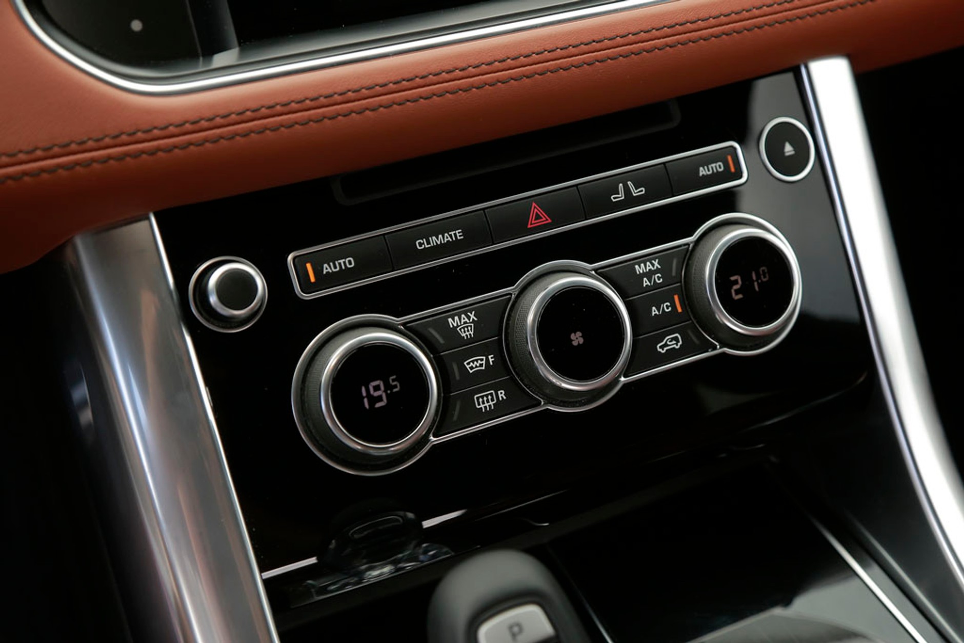 Land Rover Range Rover Sport: tak jeździ arystokracja