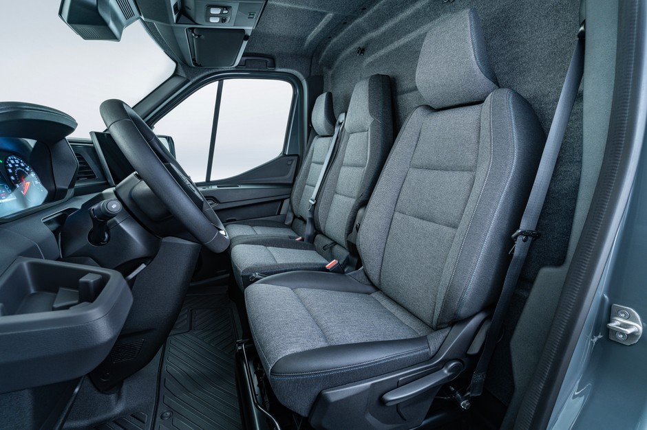 Nissan Interstar