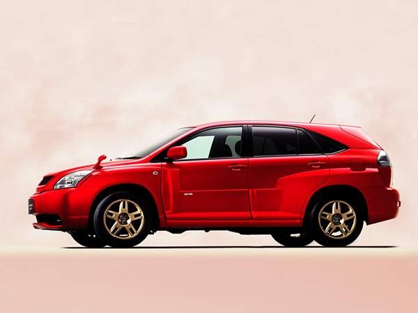 Toyota Harrier Zagato: Lexus RX na balu maskowym