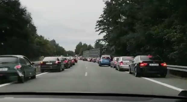 Wzorowy korytarz życia - policja chwali kierowców