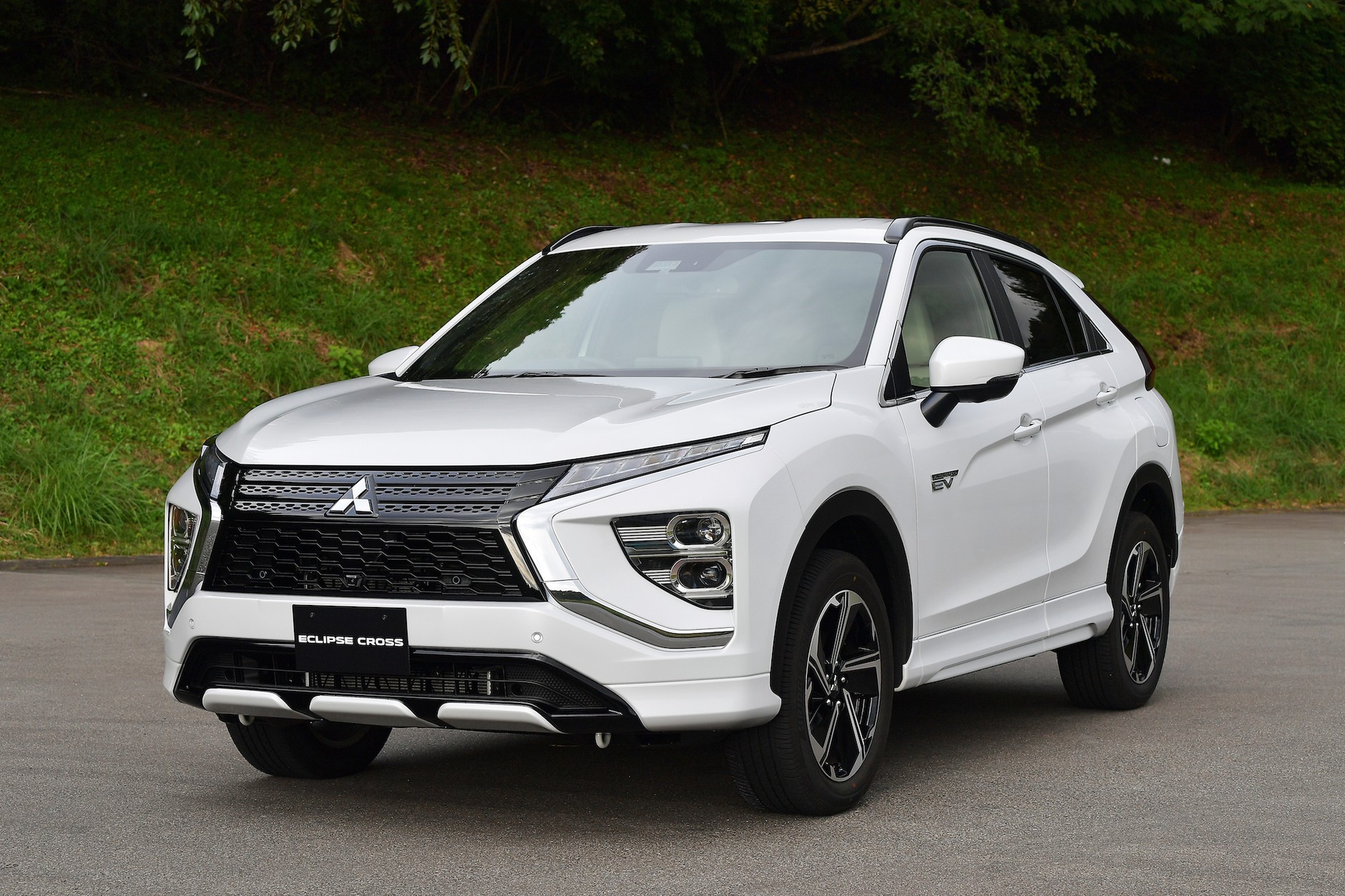 Mitsubishi Eclipse Cross – po liftingu będzie hybrydą