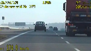 Jechał 200 km na godz. na spotkanie. Nie spodziewał się, że dostanie aż tak wysoki mandat