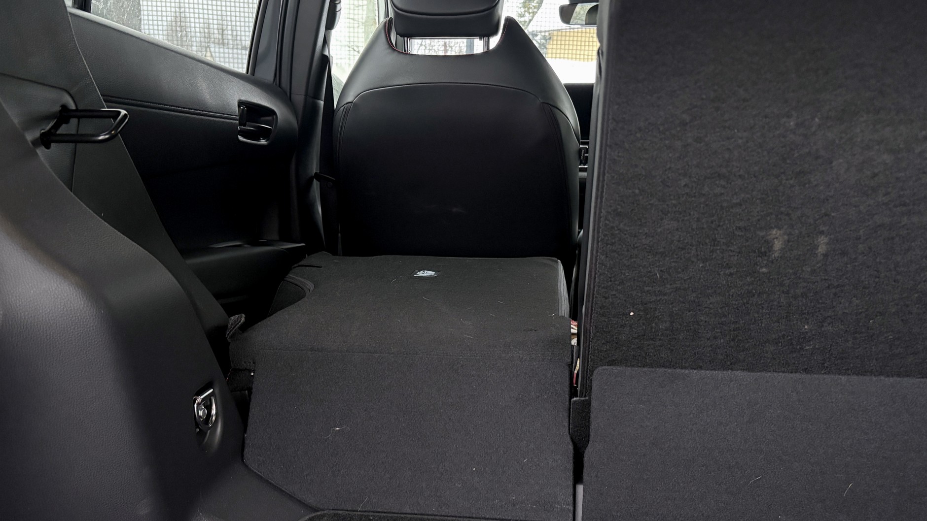 Toyota Corolla Cross 2.0 Hybrid GR Sport 