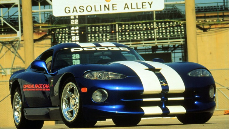 Chrysler Viper GTS - 450-konna żmija na kołach