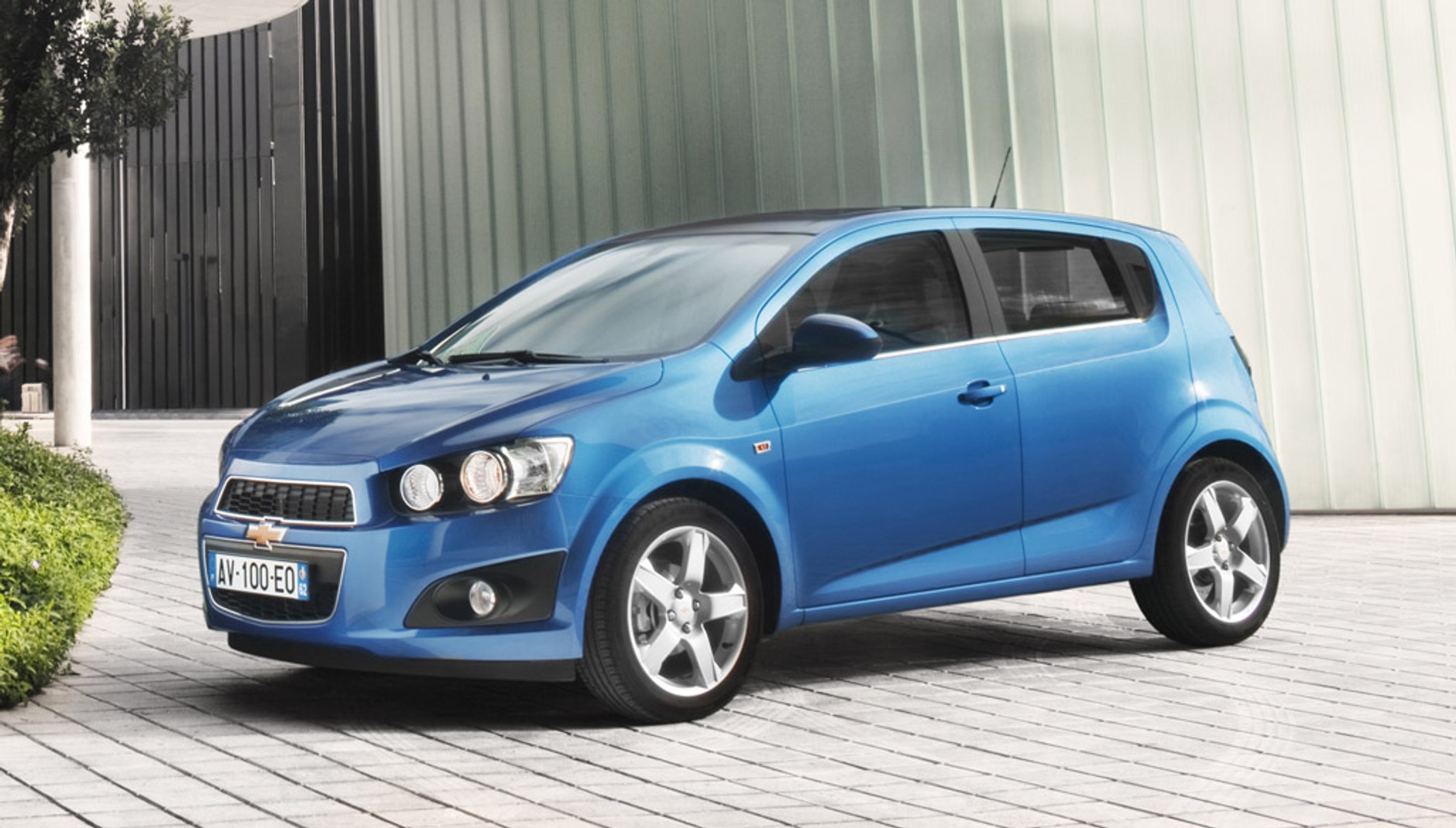 Aveo: podwójne uderzenie Chevroleta