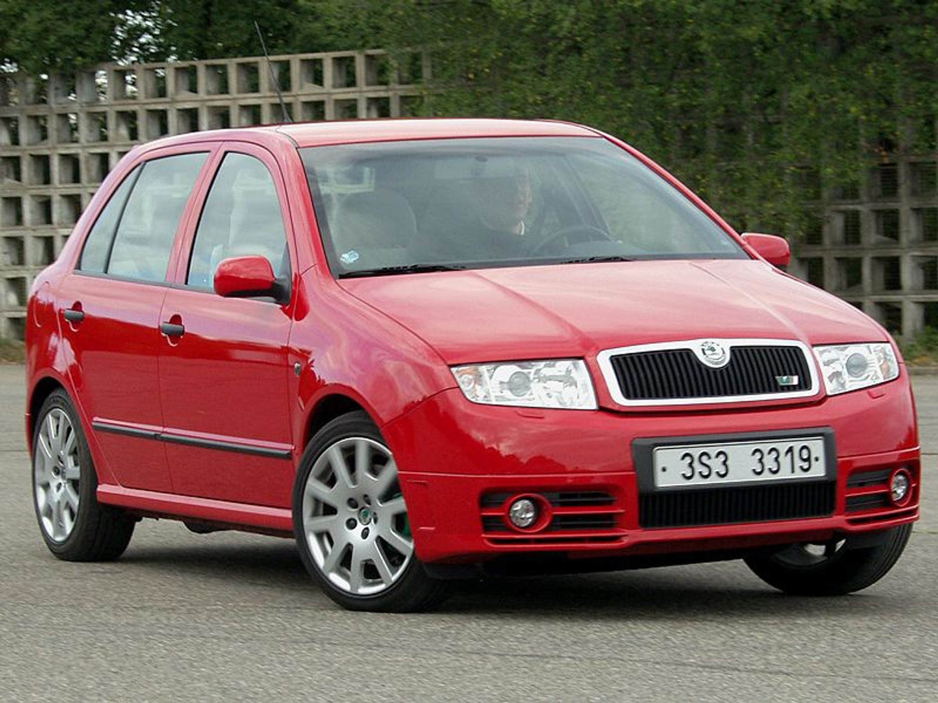Co kradną w Niemczech? Liderem jest VW Caravelle, Škoda Fabia RS w TOP5
