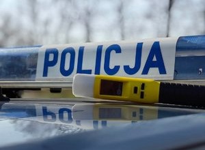 Policjanci zatrzymali go za prędkość. Potem sprawdzili jego kartę