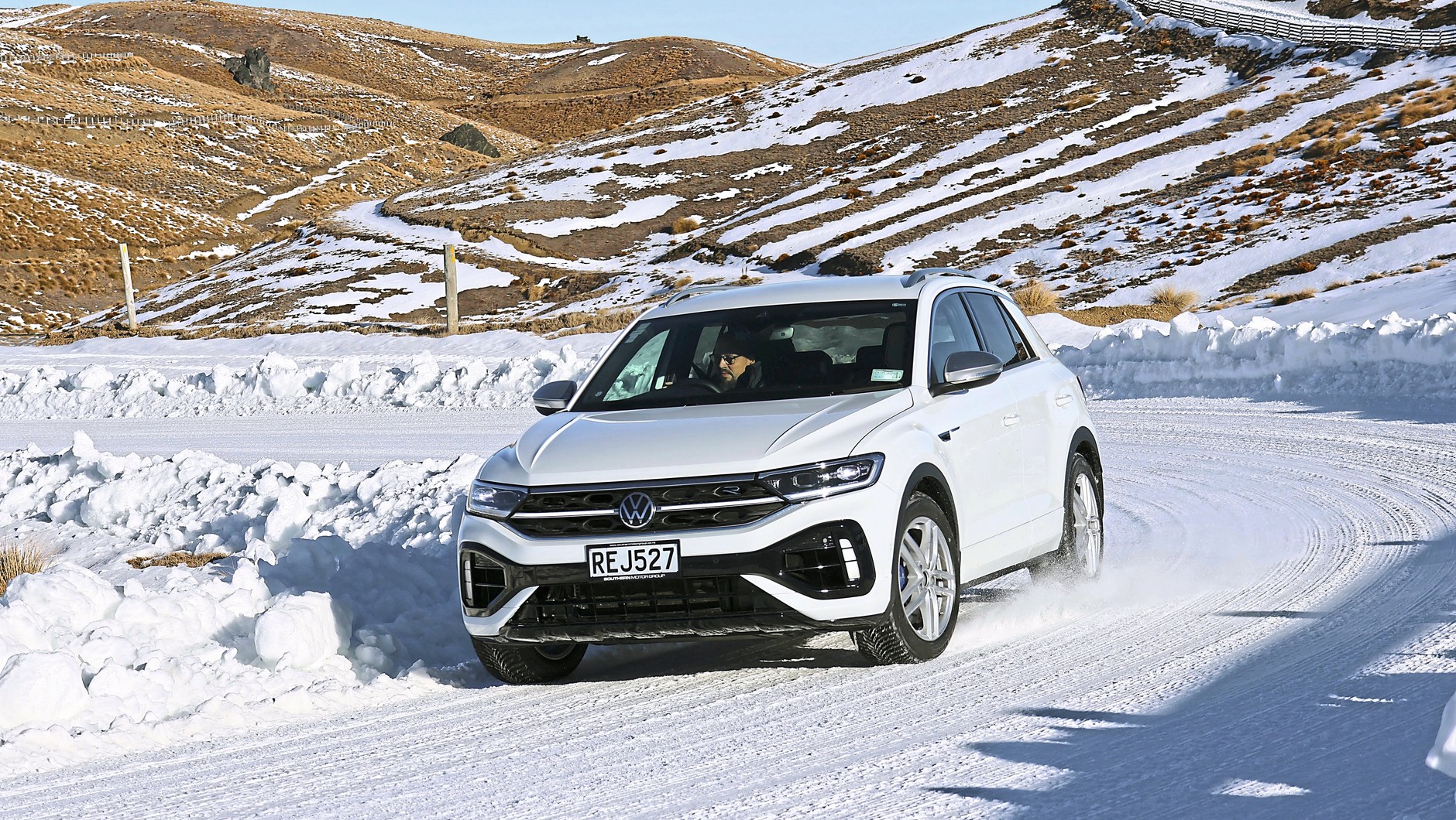 Test opon całorocznych do SUV-ów 2025